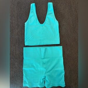 Colsie Turquoise Ribbed 2 Piece Workout